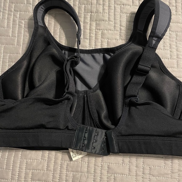 Brooks sport bra - Picture 2 of 4